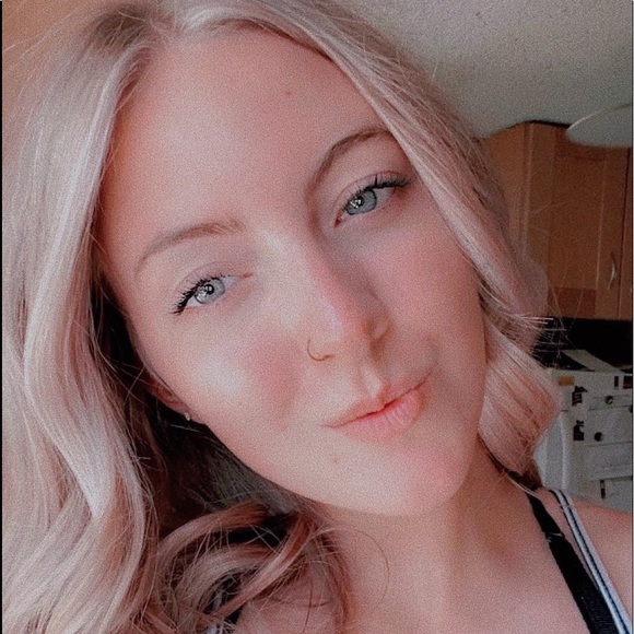 Julianne😊 - Picture 16 of 16